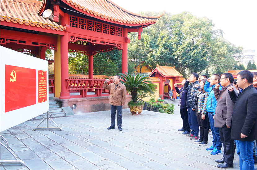 2017年11月24日 集團(tuán)杰陽排水黨支部赴黃繼光紀(jì)念館開展主題黨日活動(dòng)3_副本